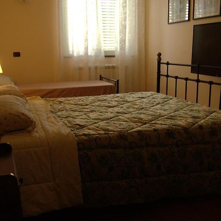 Bed and Breakfast A Nespulara Galati Marina Exterior foto