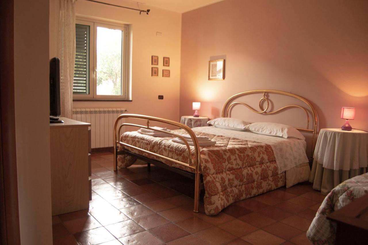 Bed and Breakfast A Nespulara Galati Marina Exterior foto