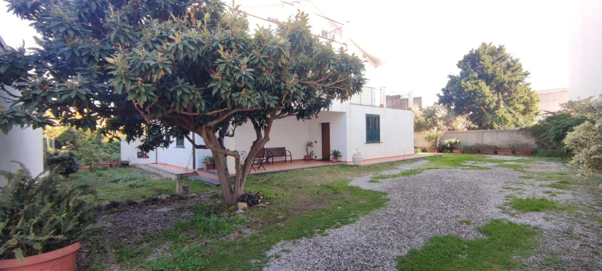Bed and Breakfast A Nespulara Galati Marina Exterior foto